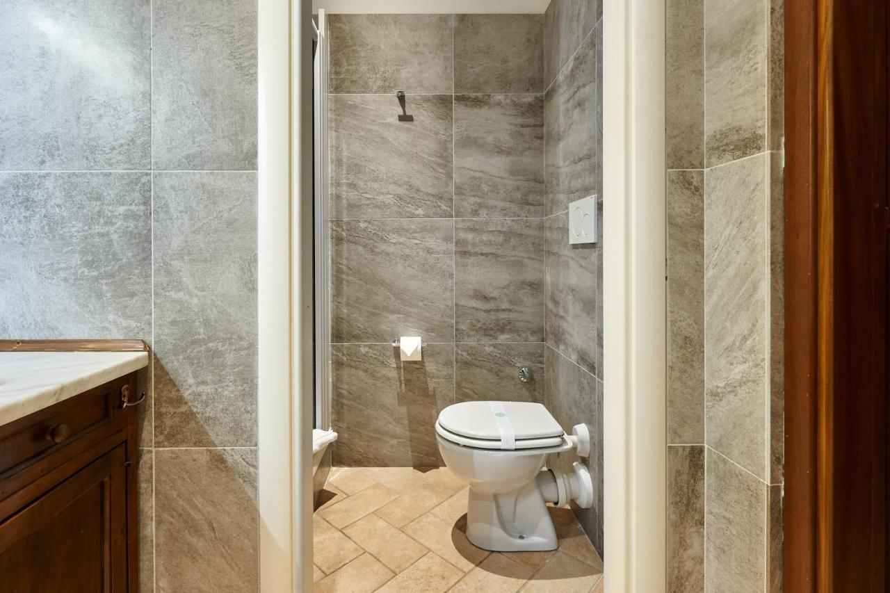 Fabrizio'S Rooms Roma Dış mekan fotoğraf